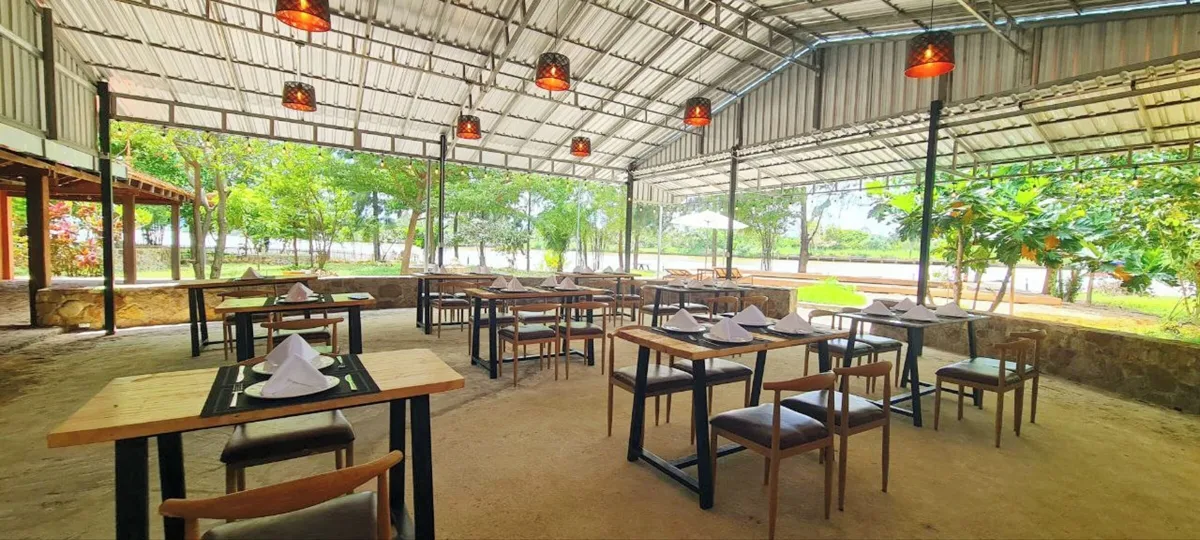 SUN & ROOTS LODGE KAMPOT