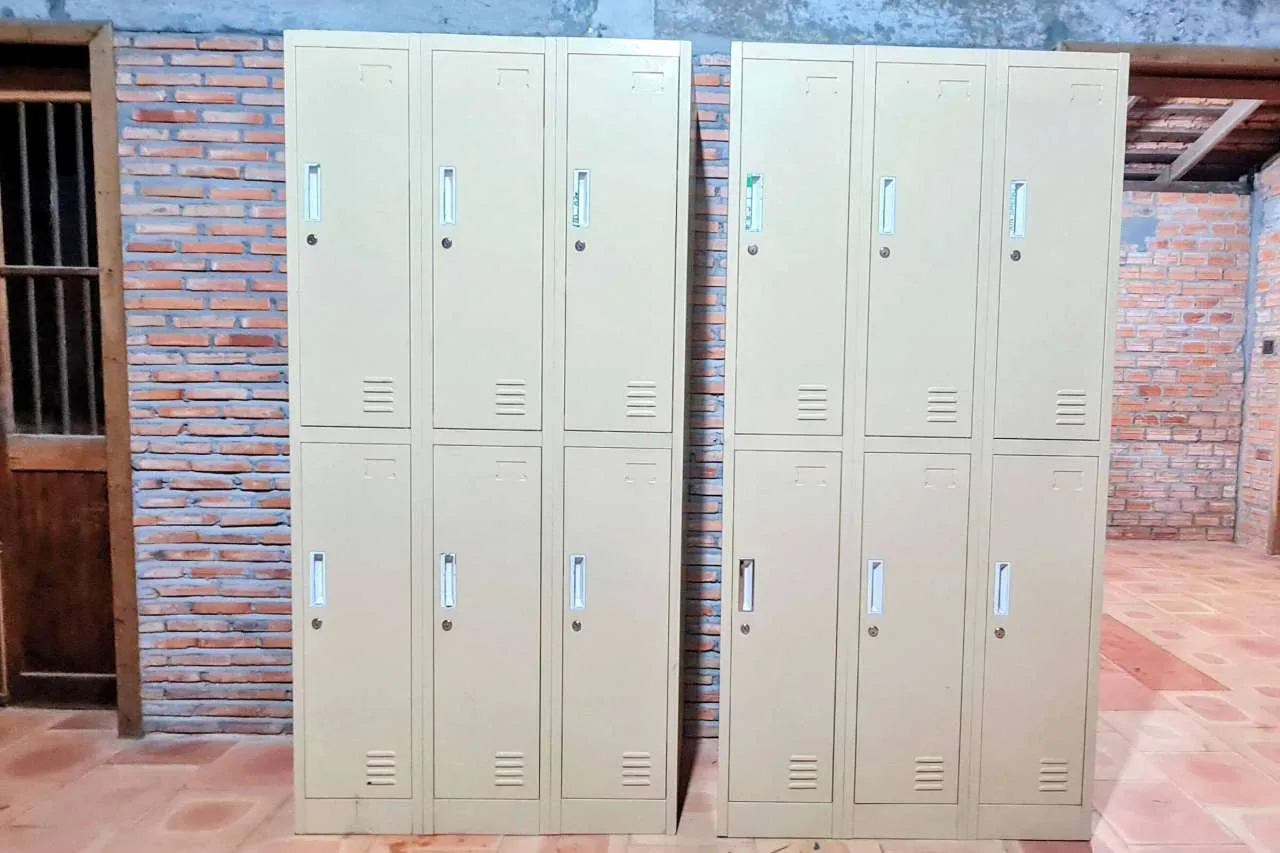 Female 6 Dormitory share bathroom with AC 1